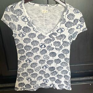 Madison Jules umbrella tee